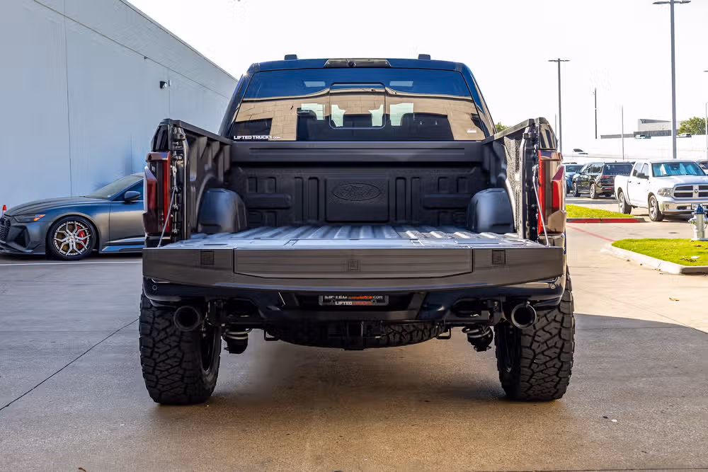 2026 Ford F-150 Raptor R SuperCrew Image 9