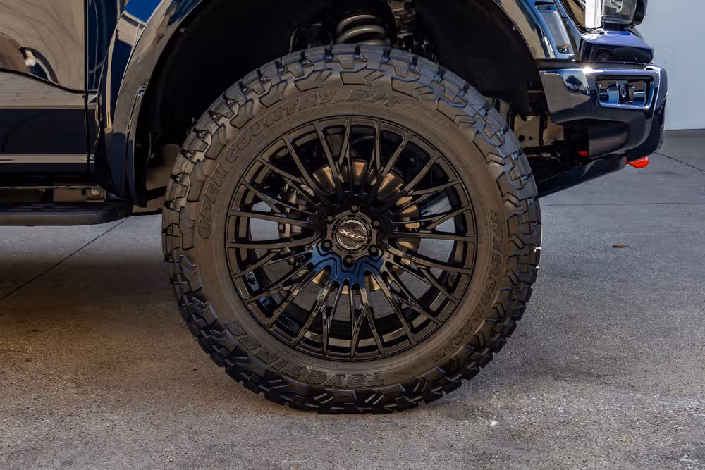 2026 Ford F-150 Raptor R SuperCrew Image 12