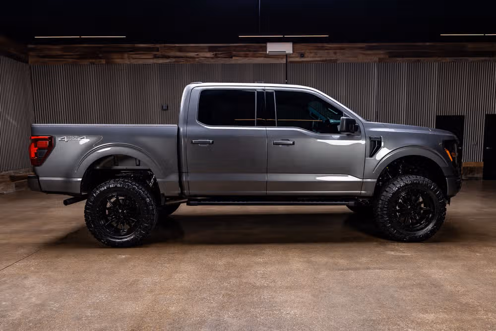 2026 Ford F-150 XLT SuperCrew Image 11