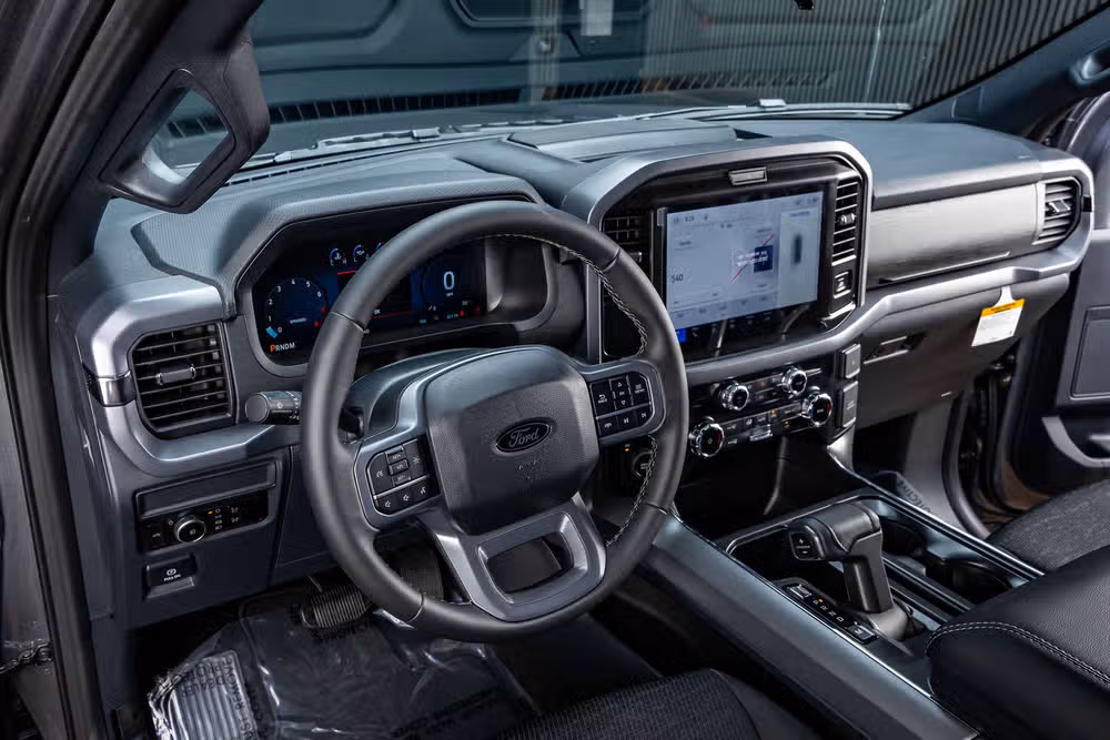 2026 Ford F-150 XLT SuperCrew Image 17