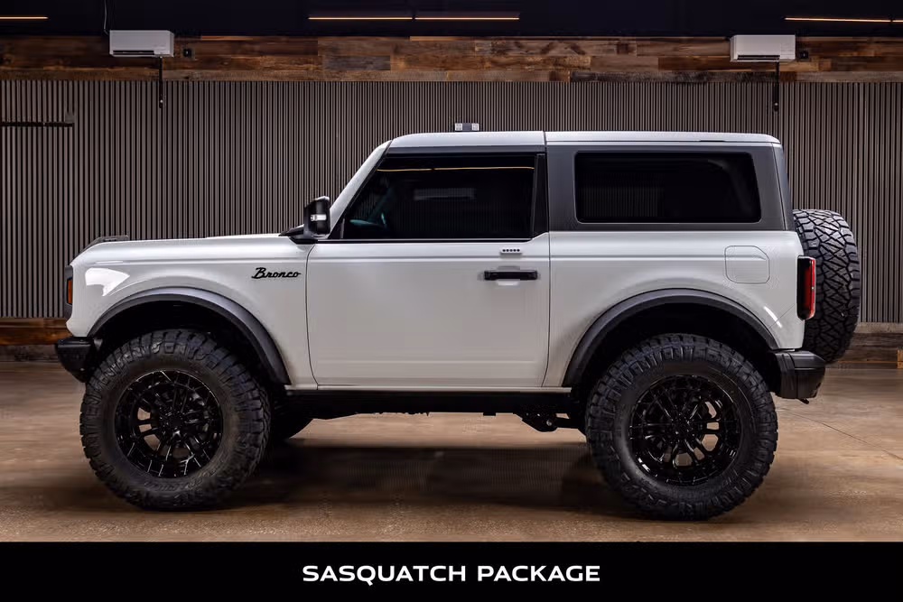 2023 Ford Bronco Badlands Advanced Image 6
