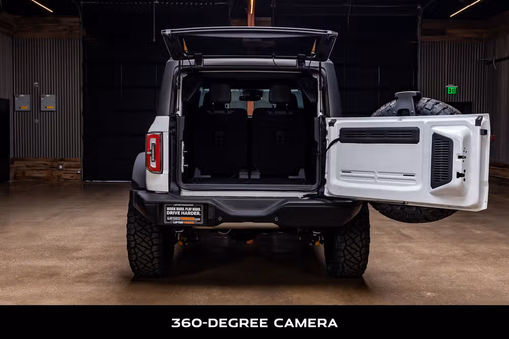 2023 Ford Bronco Badlands Advanced Image 9