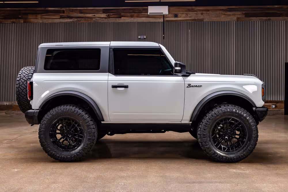 2023 Ford Bronco Badlands Advanced Image 11
