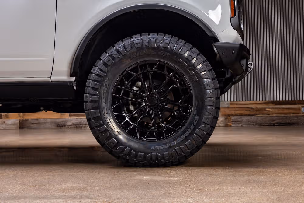 2023 Ford Bronco Badlands Advanced Image 12