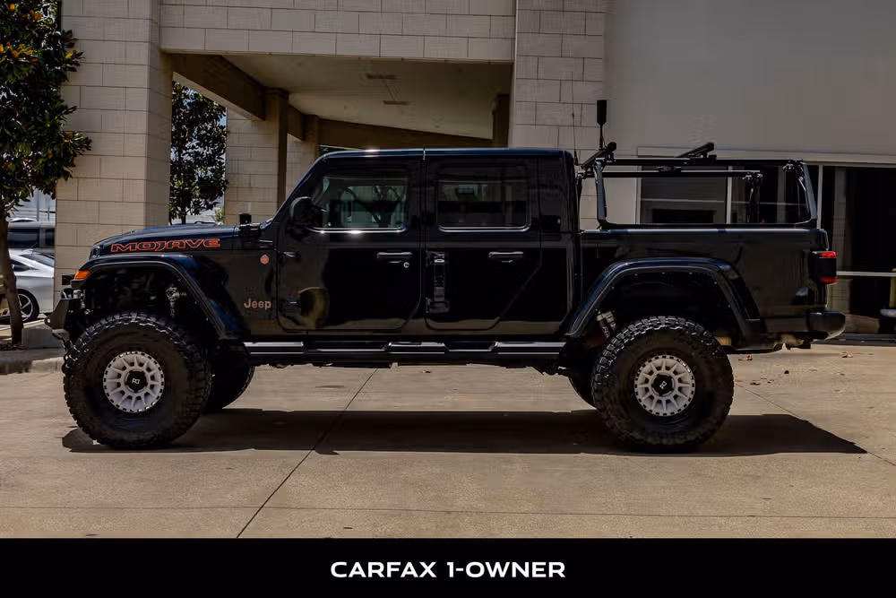 2021 Jeep Gladiator Mojave Crew Cab Image 5