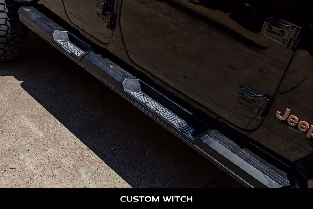 2021 Jeep Gladiator Mojave Crew Cab Image 12