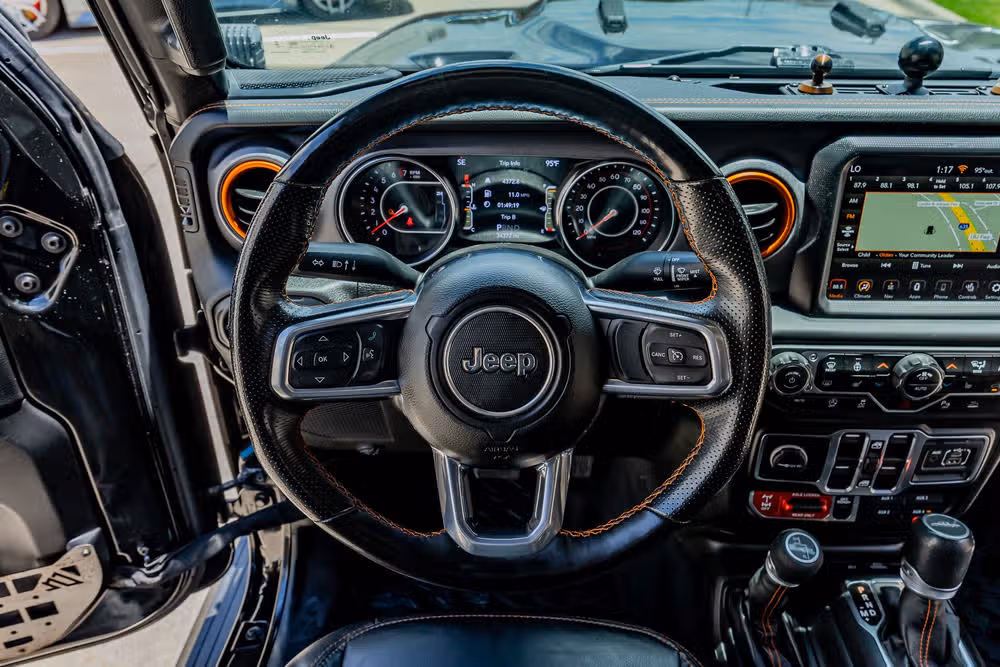 2021 Jeep Gladiator Mojave Crew Cab Image 18