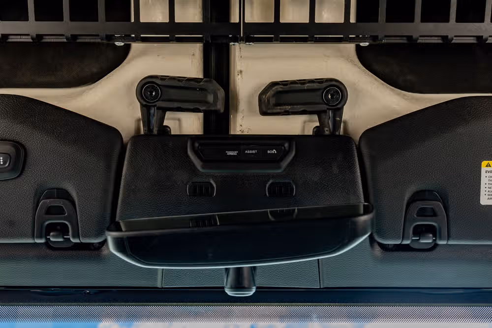 2021 Jeep Gladiator Mojave Crew Cab Image 28