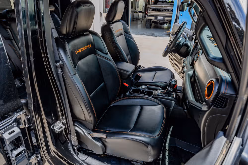 2021 Jeep Gladiator Mojave Crew Cab Image 30