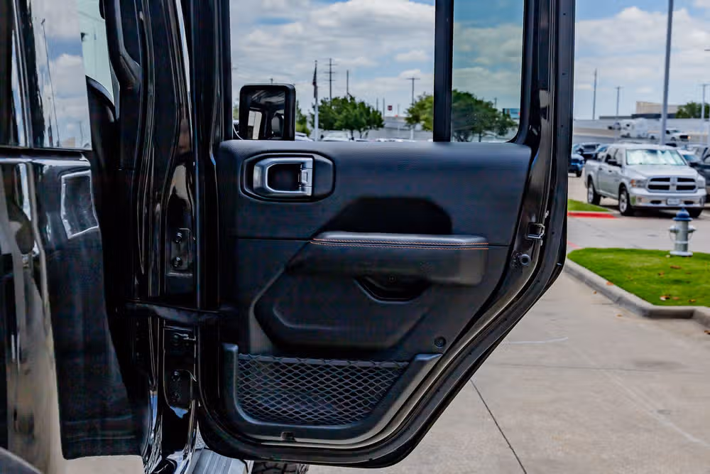 2021 Jeep Gladiator Mojave Crew Cab Image 38