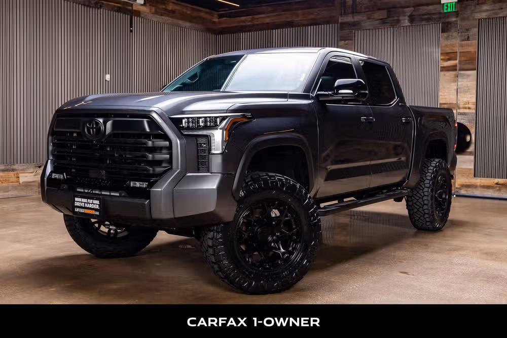2026 Toyota Tundra Limited CrewMax Image 5