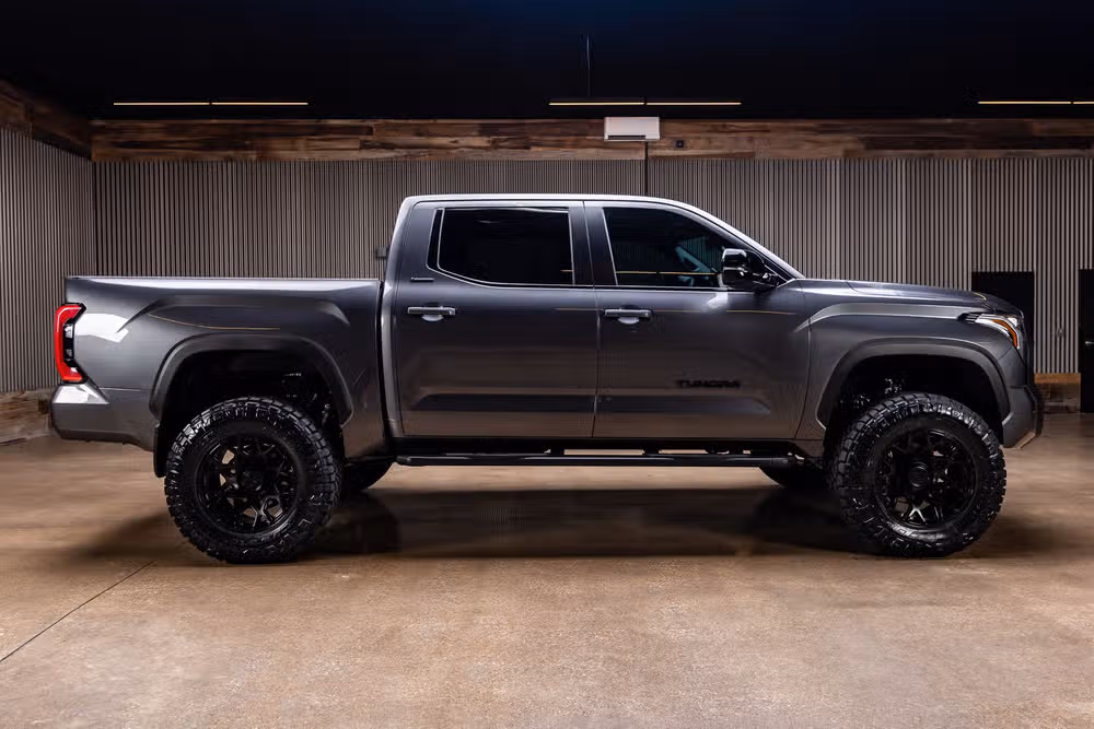 2026 Toyota Tundra Limited CrewMax Image 11