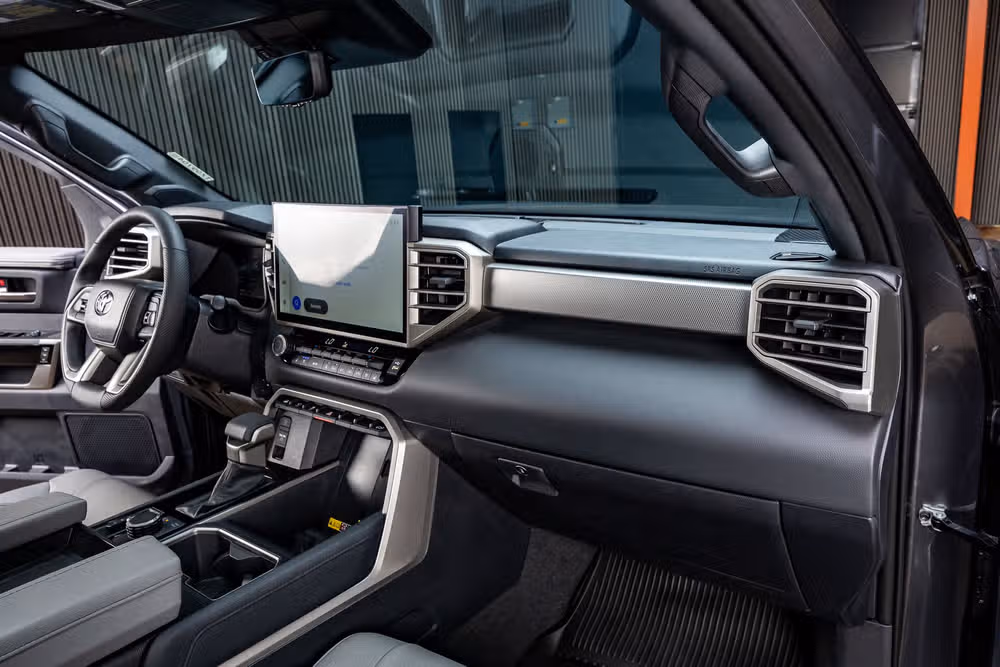 2026 Toyota Tundra Limited CrewMax Image 18