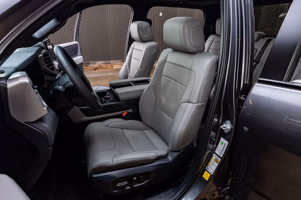 2026 Toyota Tundra Limited CrewMax Image 30