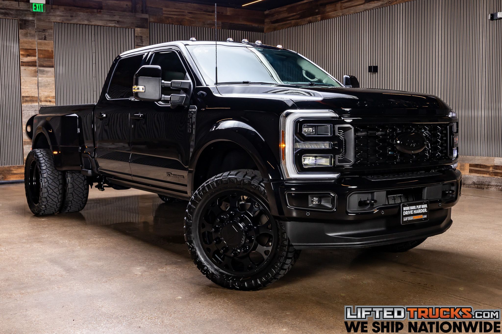 2026 Ford F-450 Super Duty Platinum Crew Cab LB DRW 4WD