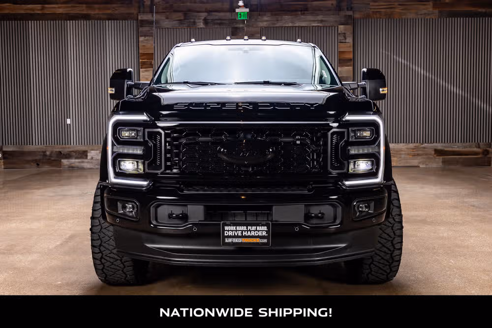 2026 Ford F-450 Super Duty Platinum Plus Crew Cab Image 4