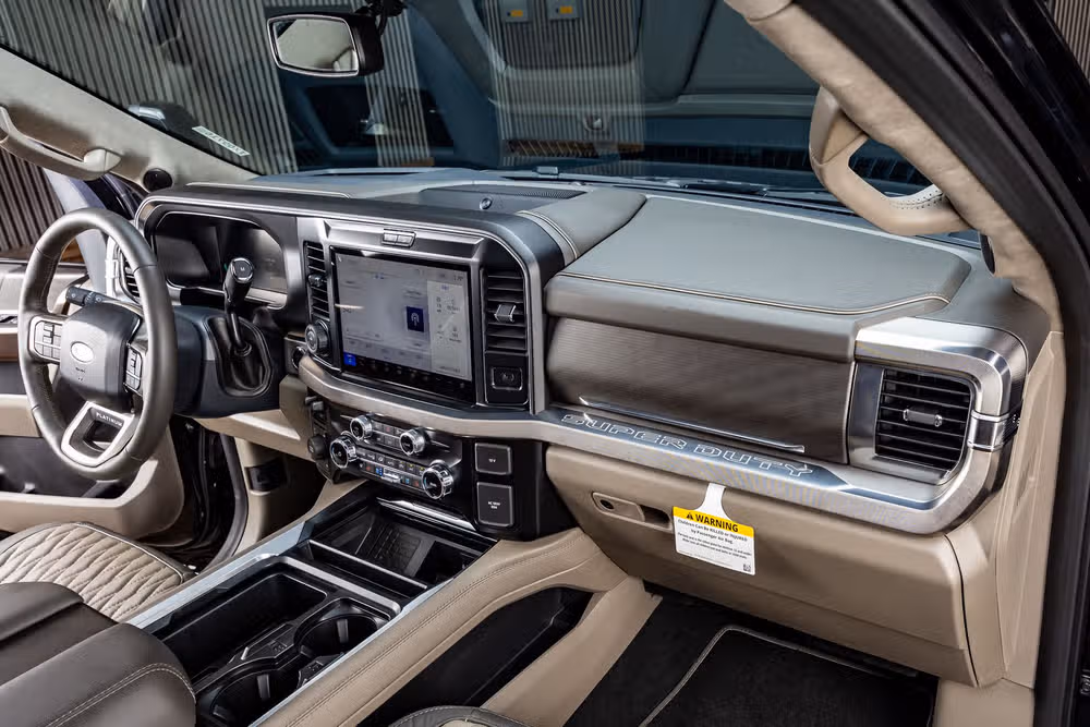 2026 Ford F-450 Super Duty Platinum Plus Crew Cab Image 18