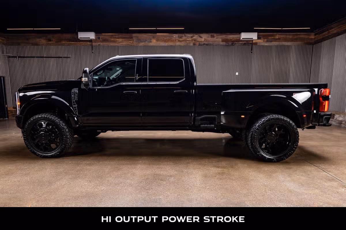 2026 Ford F-450 Super Duty Platinum Plus Crew Cab