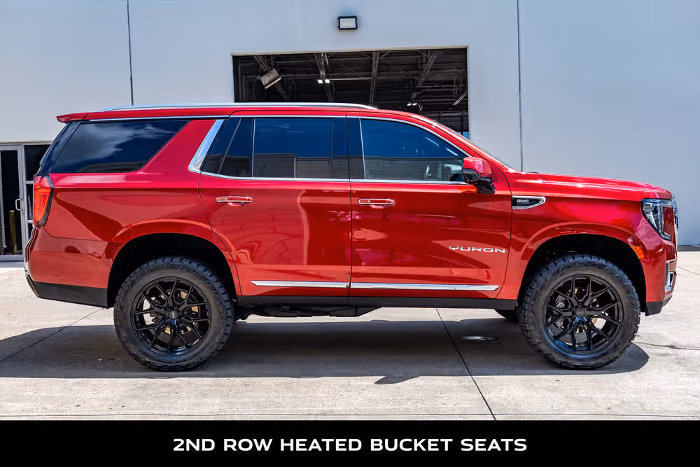 2022 GMC Yukon SLT Image 11