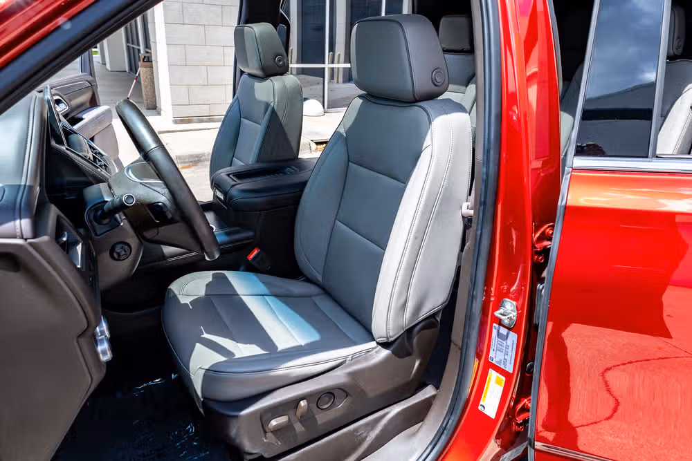 2022 GMC Yukon SLT Image 29