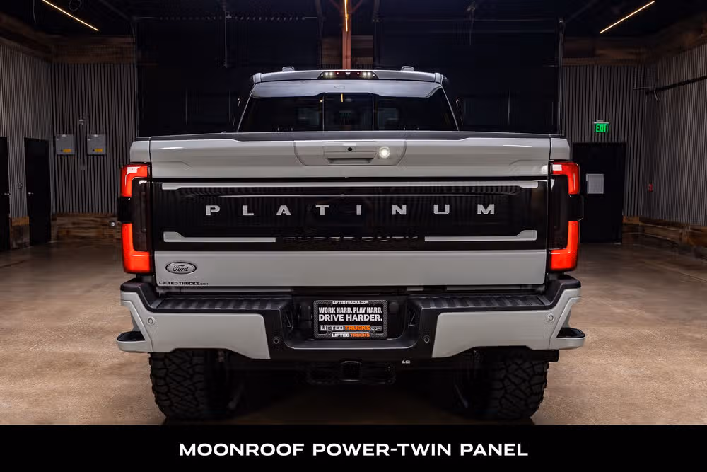 2026 Ford F-350 Super Duty Platinum Plus Crew Cab Image 8