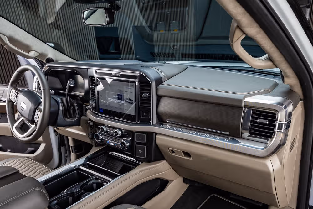 2026 Ford F-350 Super Duty Platinum Plus Crew Cab Image 19
