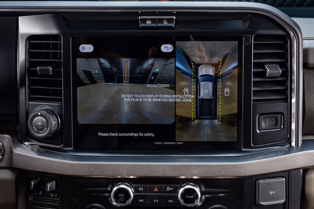 2026 Ford F-350 Super Duty Platinum Plus Crew Cab Image 27