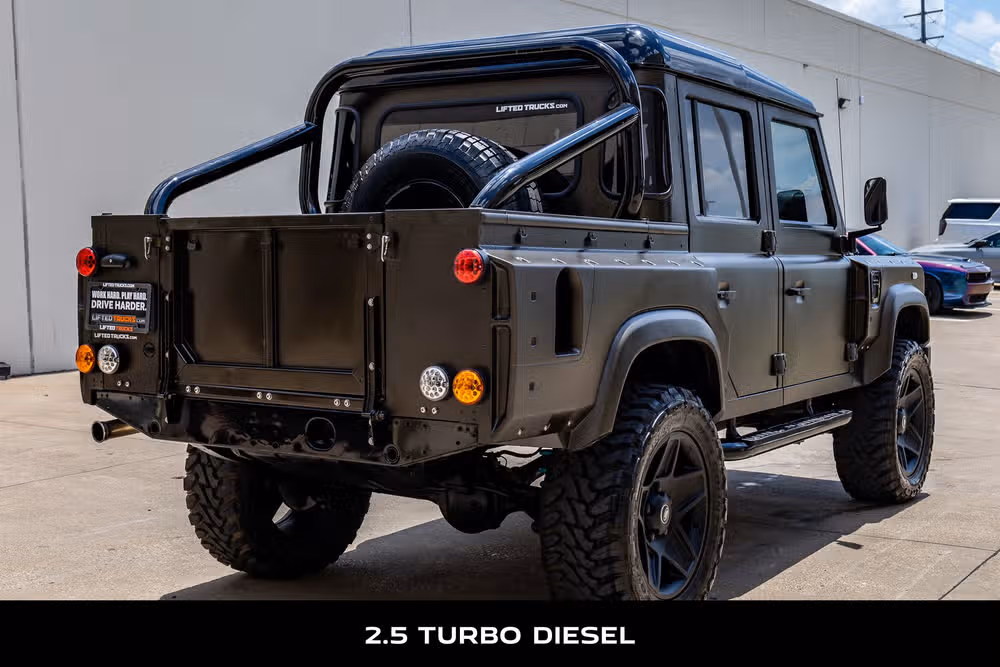 1998 Land Rover Defender Image 9