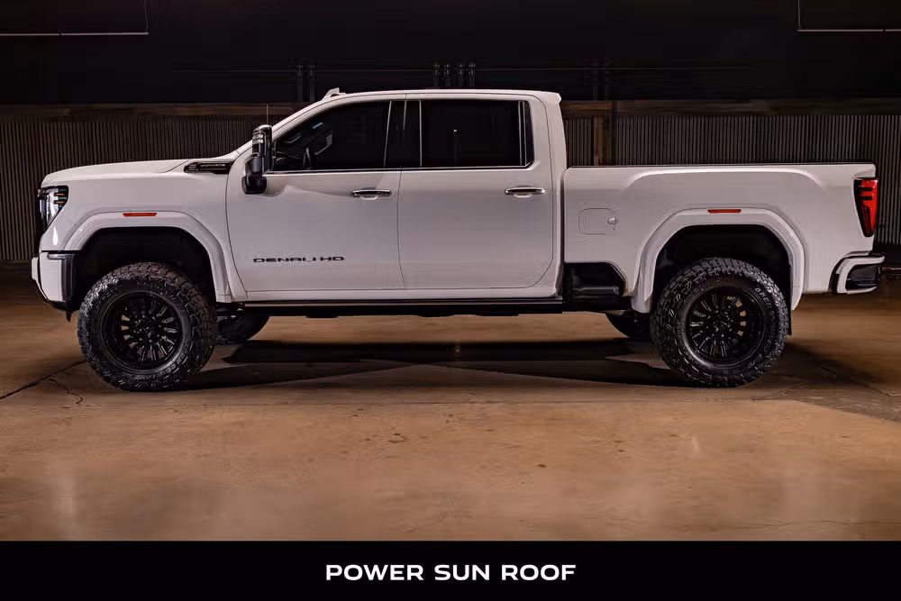 2026 GMC Sierra 2500HD Denali Ultimate Crew Cab Image 6