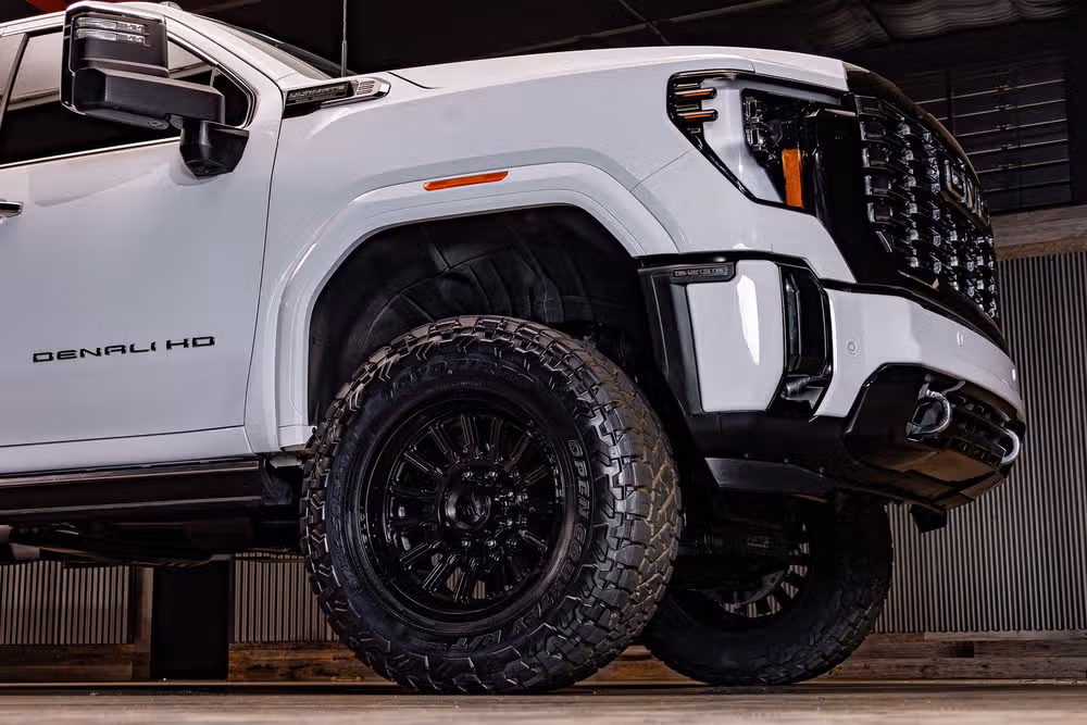 2026 GMC Sierra 2500HD Denali Ultimate Crew Cab Image 15
