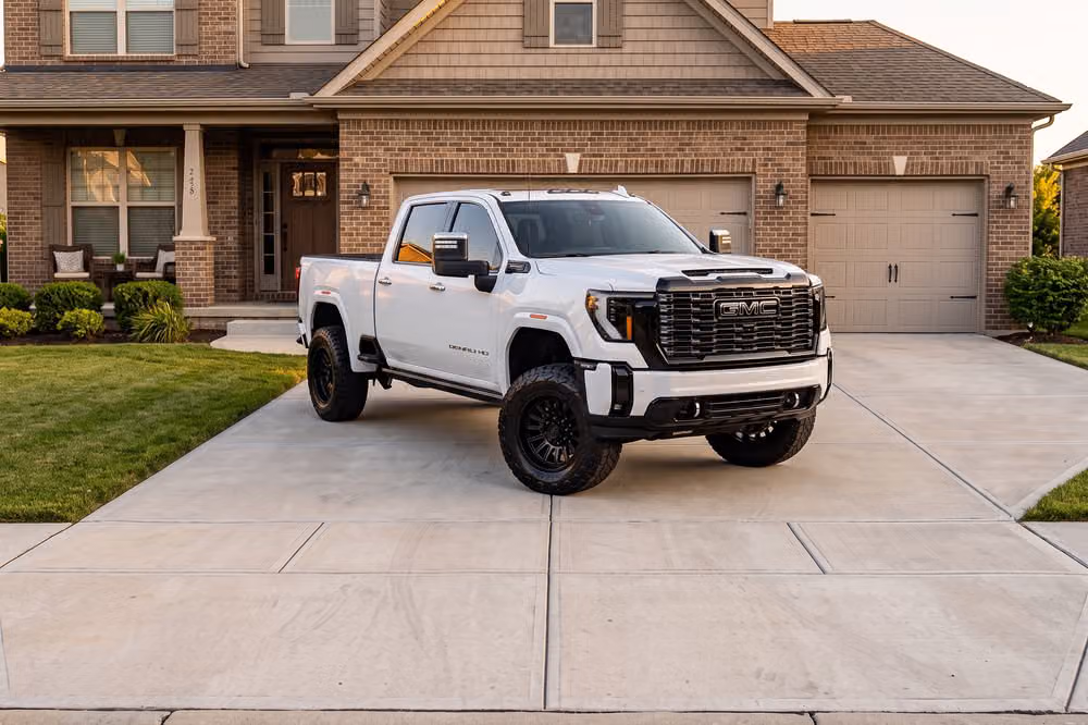 2026 GMC Sierra 2500HD Denali Ultimate Crew Cab Image 36