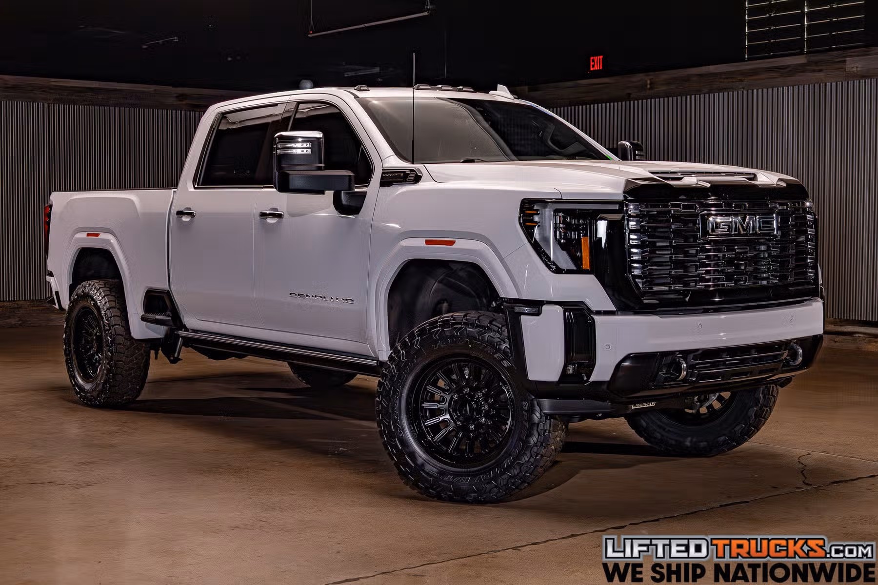 2026 GMC Sierra 2500HD Denali Ultimate Crew Cab Image 1
