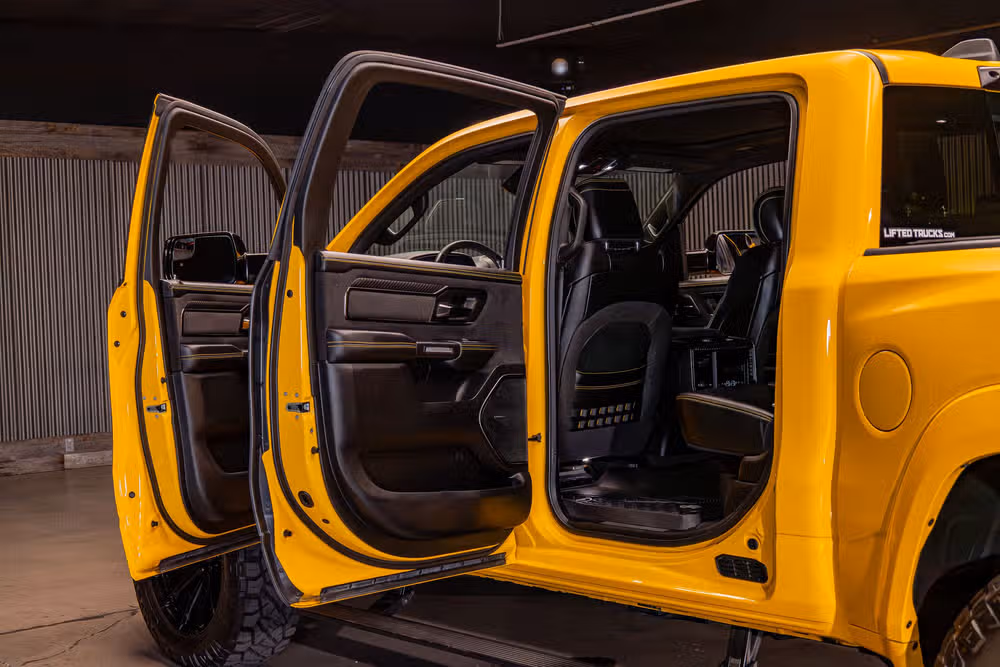 2023 Ram 1500 TRX Crew Cab Image 28