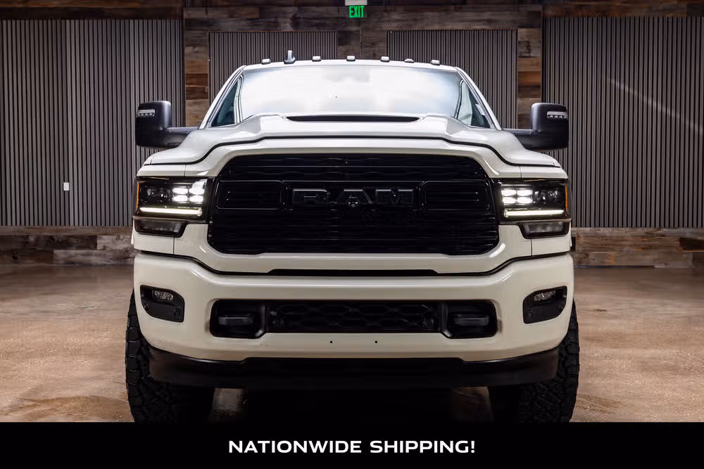 2024 Ram 3500 Limited Crew Cab Image 4