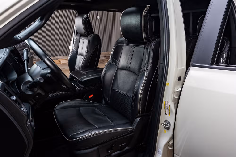 2024 Ram 3500 Limited Crew Cab Image 31
