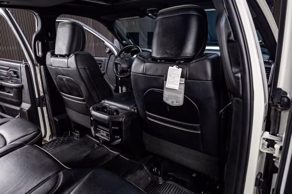 2024 Ram 3500 Limited Crew Cab Image 34