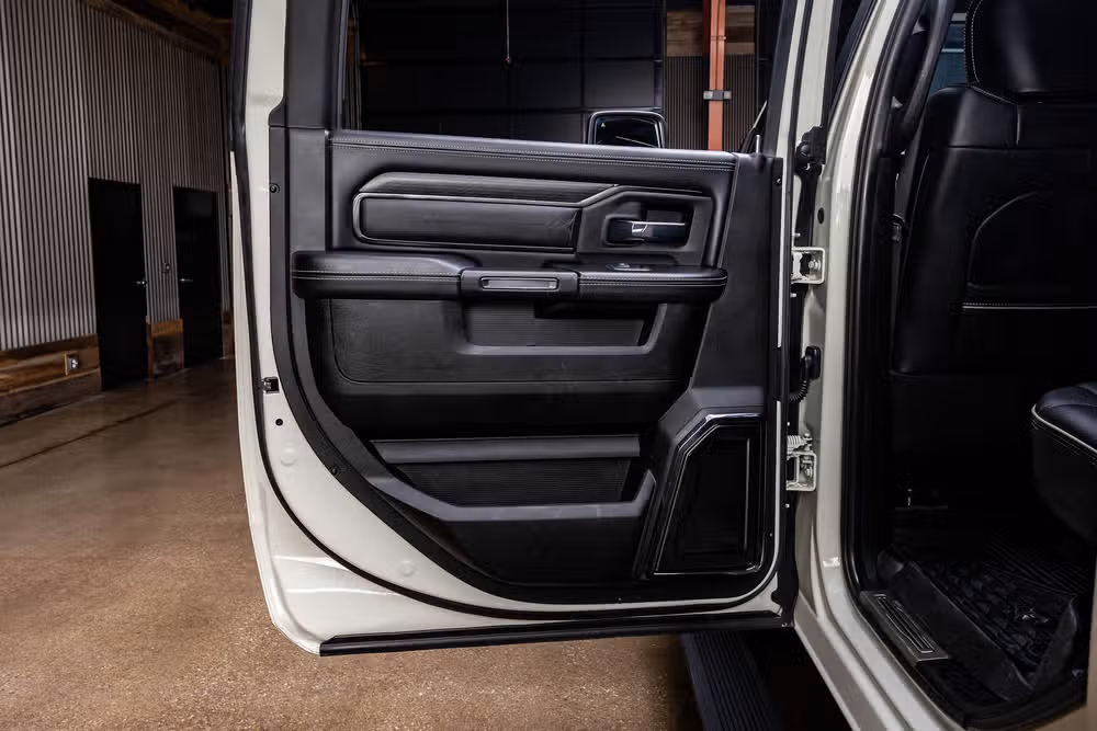 2024 Ram 3500 Limited Crew Cab Image 40