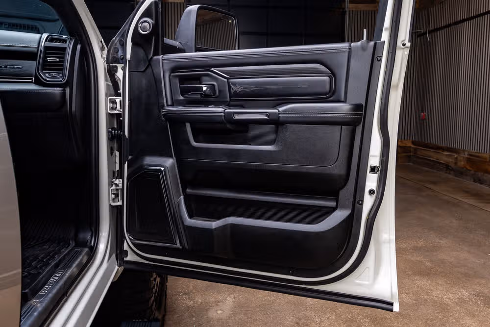 2024 Ram 3500 Limited Crew Cab Image 39