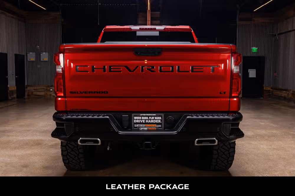 2024 Chevrolet Silverado 1500 LT Trail Boss Crew Cab Image 8