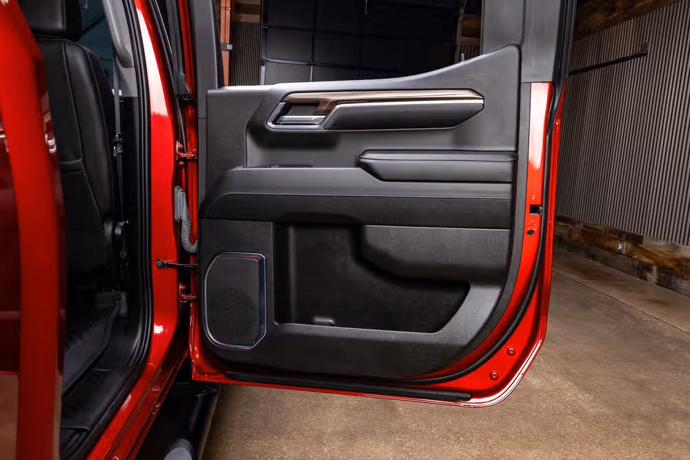 2024 Chevrolet Silverado 1500 LT Trail Boss Crew Cab Image 39