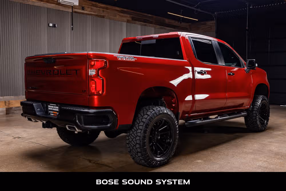 2024 Chevrolet Silverado 1500 LT Trail Boss Crew Cab Image 10