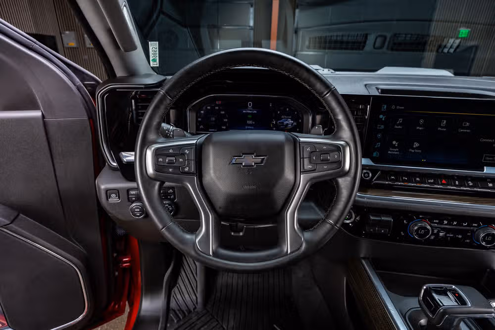 2024 Chevrolet Silverado 1500 LT Trail Boss Crew Cab Image 19