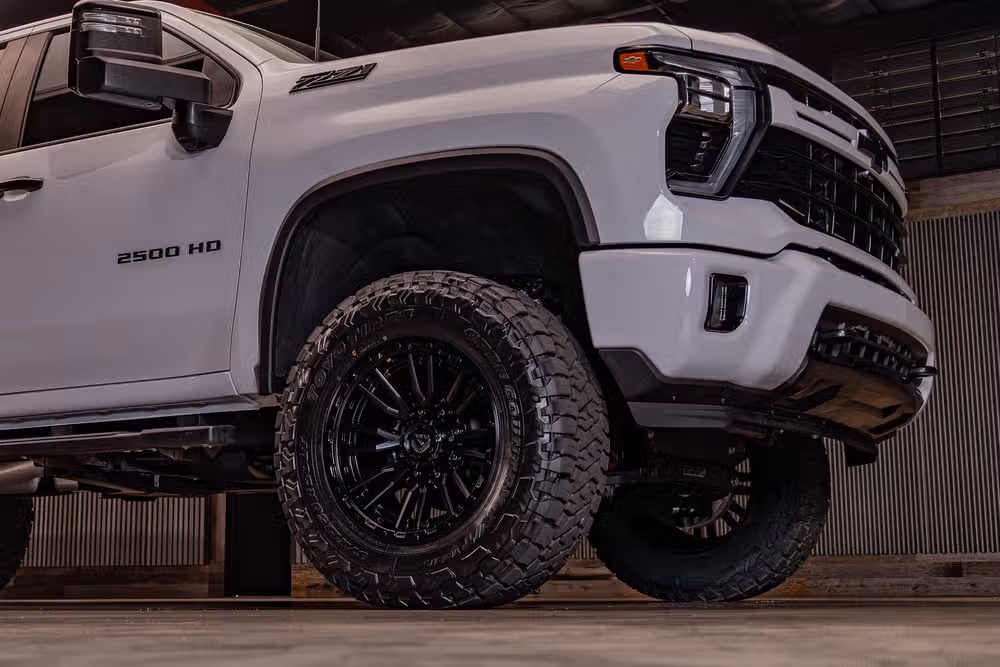 2024 Chevrolet Silverado 2500HD LT Crew Cab Image 16