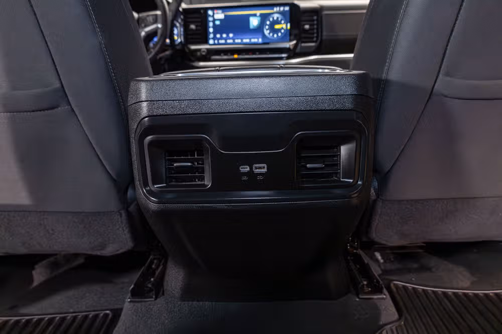 2024 Chevrolet Silverado 2500HD LT Crew Cab Image 27