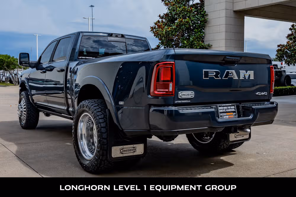 2025 Ram 3500 Limited Longhorn Crew Cab Image 7