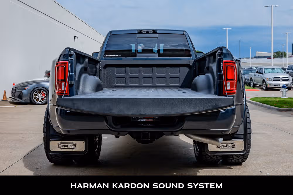 2025 Ram 3500 Limited Longhorn Crew Cab Image 9