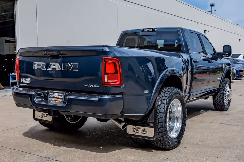 2025 Ram 3500 Limited Longhorn Crew Cab Image 10