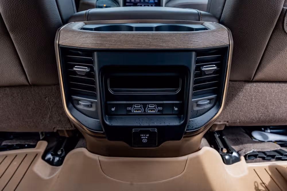 2025 Ram 3500 Limited Longhorn Crew Cab Image 35