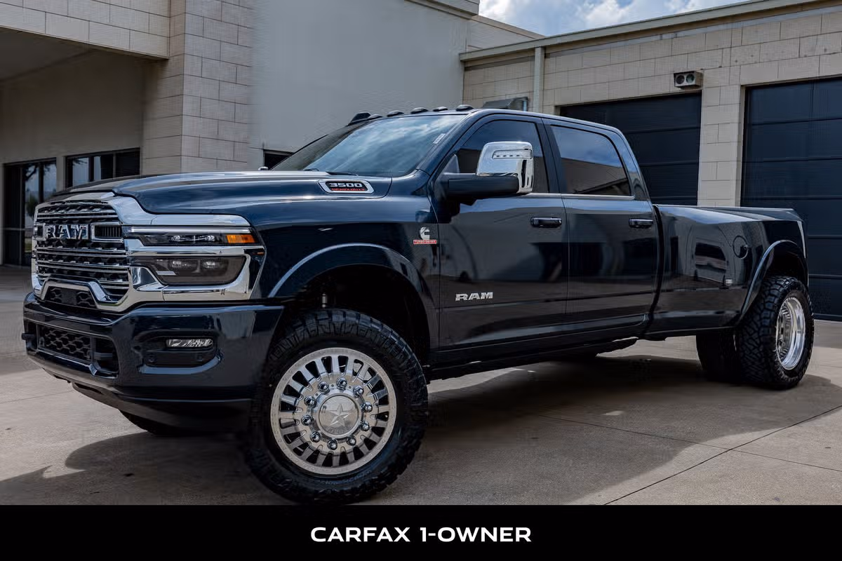 2025 Ram 3500 Limited Longhorn Crew Cab