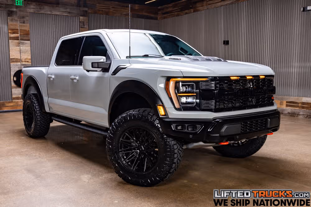 2023 Ford F-150 Raptor SuperCrew Image 1